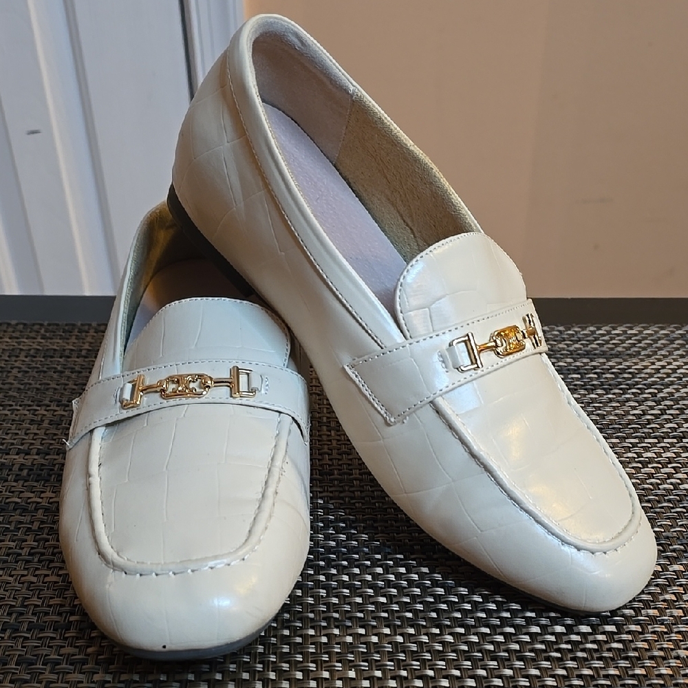 Amazon White Loafers with Gold Accent